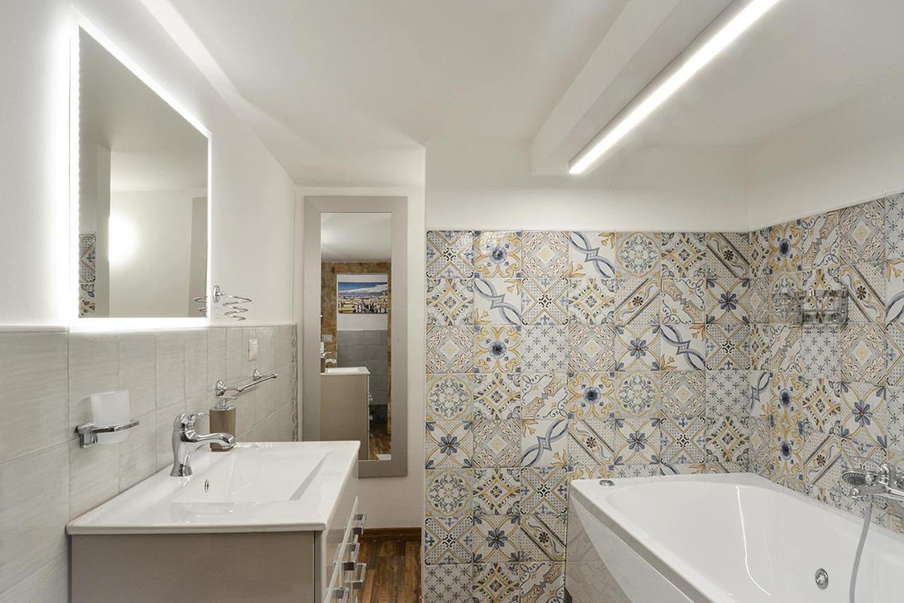 Filomena Suite Luxury Apartment Katanya Dış mekan fotoğraf